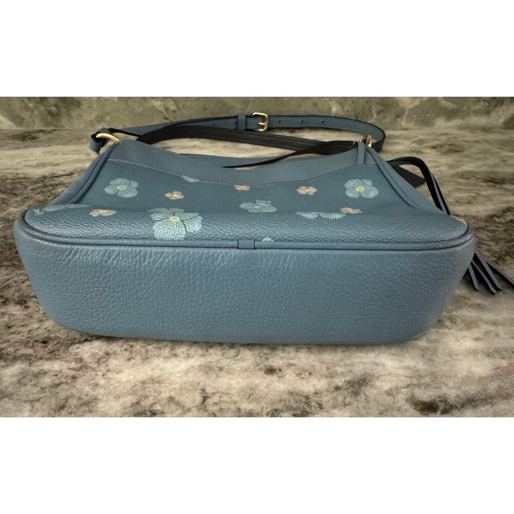 Coach Blue Chaise Pansy Floral Print Leather Adjustable Crossbody Purse Keychain - Picture 3 of 12